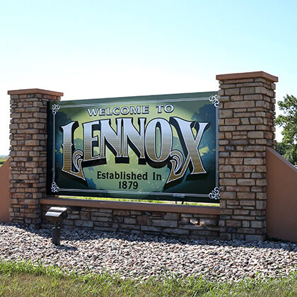 Welcome to Lennox sign